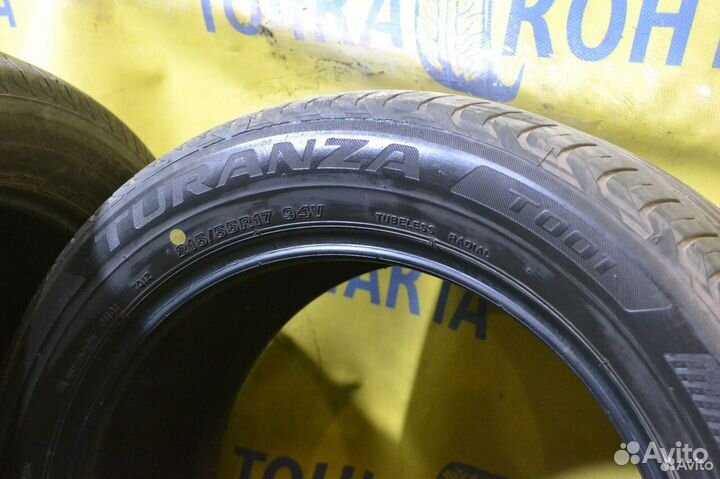 Bridgestone Turanza T001 215/55 R17