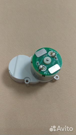 Двигатель боковой щетки xiaomi 1C