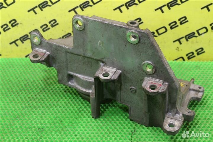 Подушка кпп левая Nissan X-Trail TNT31 QR25DE