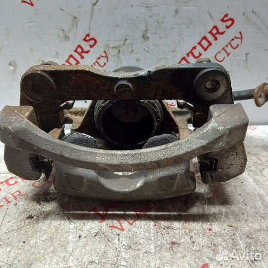 Суппорт тормозной передний правый Suzuki Sx4 YB11S