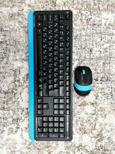 Беспроводная клавиатура и мышь A4tech