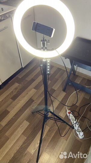 Кольцевая лампа 26 см