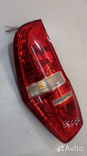Фонарь (задний) правый Hyundai H-1 Starex