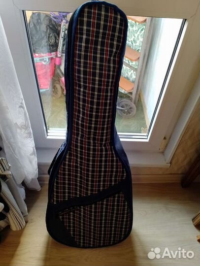 Гитара yamaha cs40