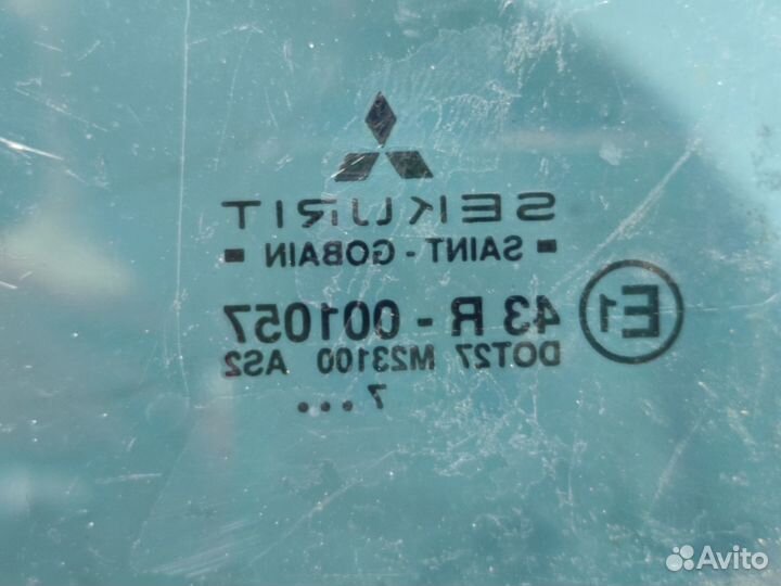 Форточка задняя правая для Mitsubishi Carisma