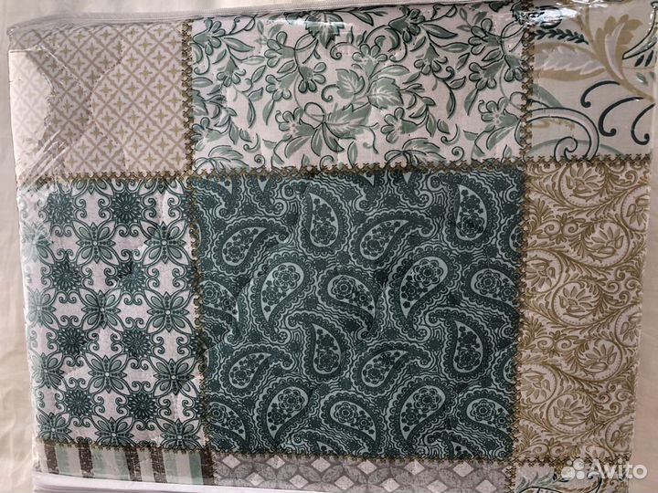 Новый набор постельного белья с тёплым пододеяльни