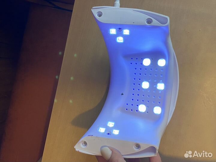 Лампа для маникюра
