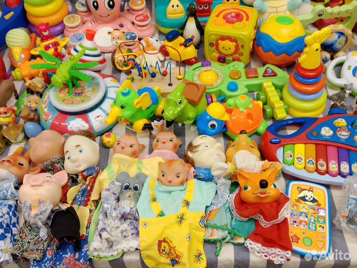 Игрушки для малышей пакетом