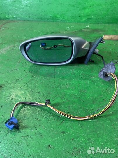 Зеркало боковое левое Peugeot 607