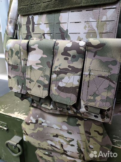 Бронежилет Universal Armor с подсумком