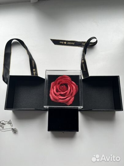 Коробка подарочная