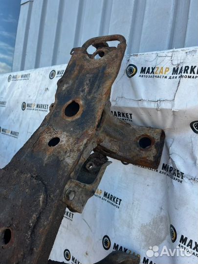 Балка подмоторная Suzuki Grand Vitara 2.4 2008