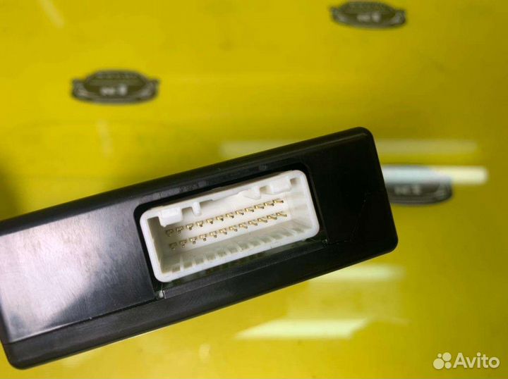 Блок парктроника infiniti FX37 QX70 2008-2019