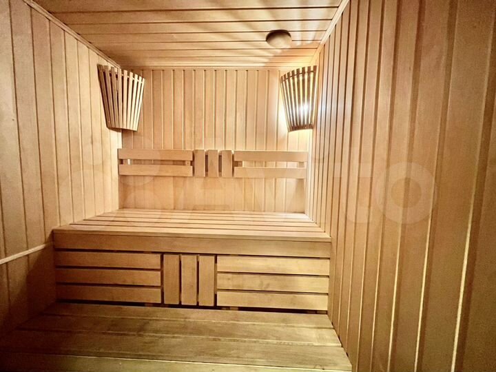 2-к. квартира, 75 м², 6/10 эт.