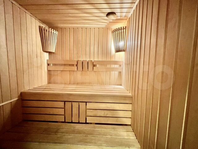 2-к. квартира, 75 м², 6/10 эт.