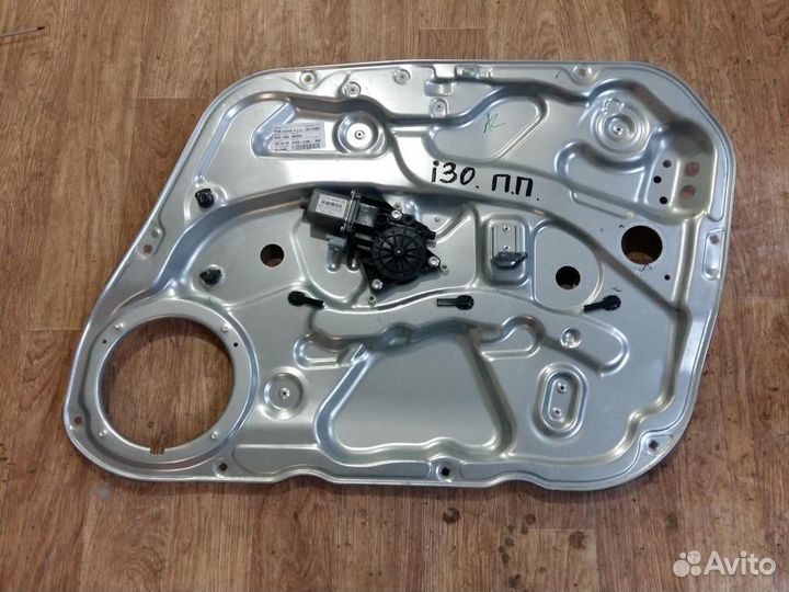 Стеклоподъемник электрический передний правый Hyu