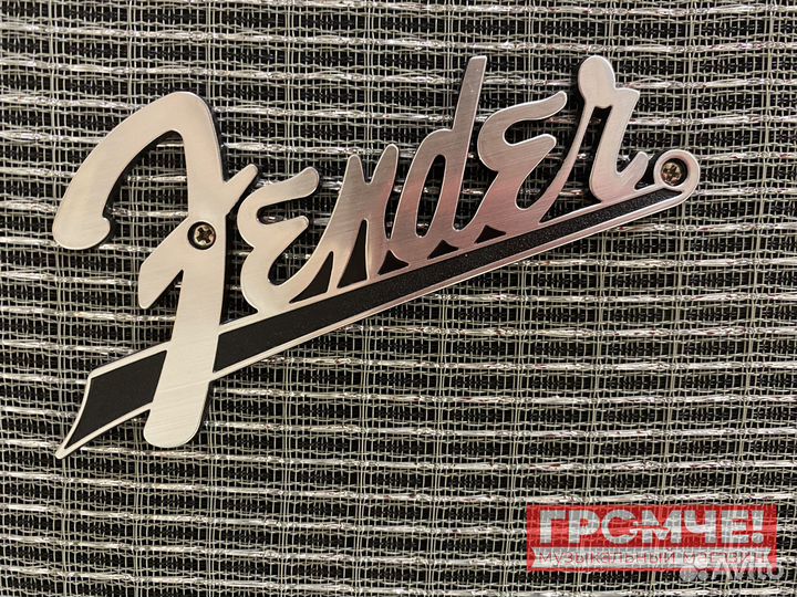 Комбоусилитель для бас-гитары бу