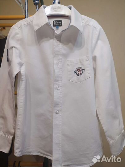 Рубашка и джинсы futurino