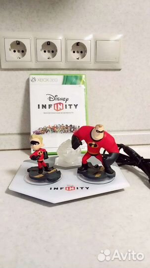 Кинект Xbox 360 + аксессуары