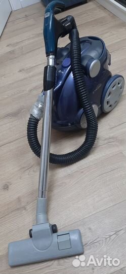 Пылесос LG в отоичном состоянии
