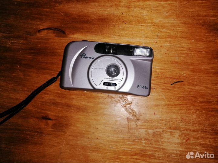Пленочный фотоаппарат PC-665