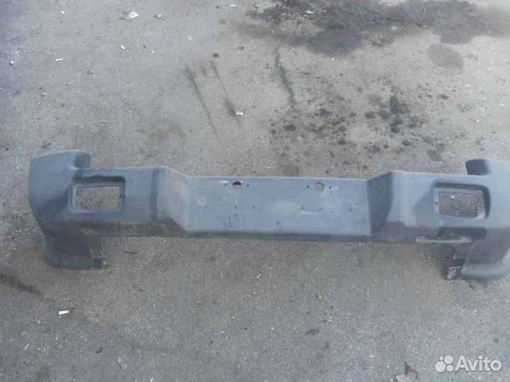 Задний бампер