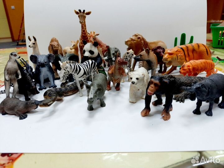 Фигурки животных пакетом