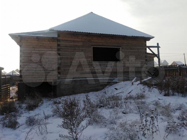 Дом 100 м² на участке 8 сот.