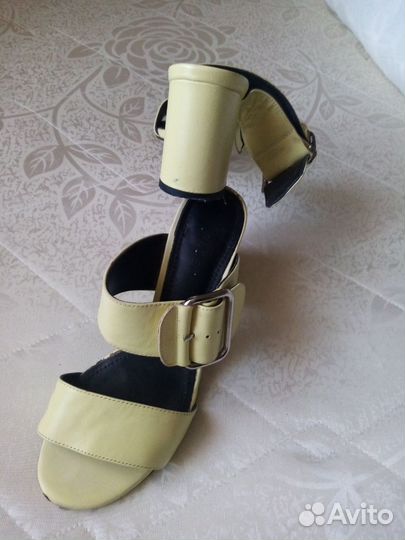 Босоножки женские 39 размер натуральная кожа