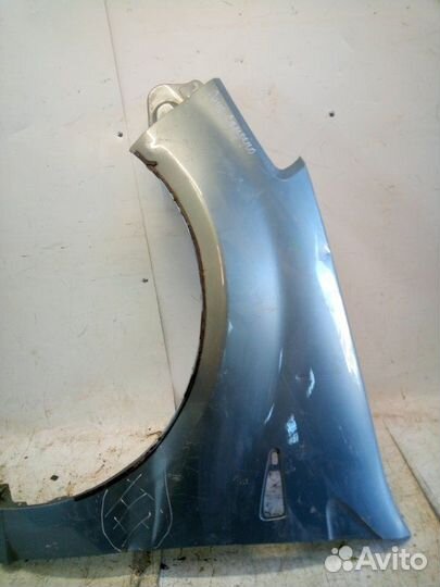 Крыло переднее левое Renault Sandero 1 K7M