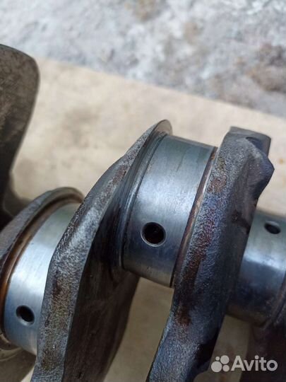 Коленвал Монтеро 3 мотор 3.5 бензин