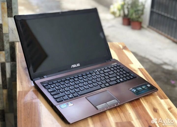 Asus K53S i3-2330M 2.2GHz/4Gb/256SSD
