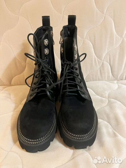 Ботинки женские