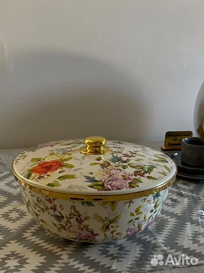 Тазики с крышкой