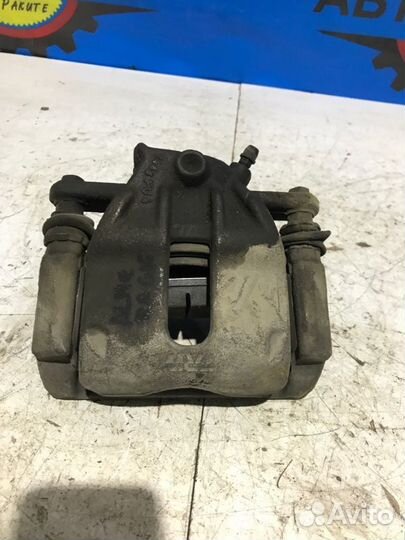 Суппорт передний правый Nissan Almera G15 K4MA490