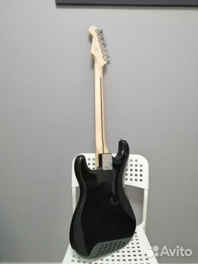 Fender squier bullet Stratocaster HSS HT Black