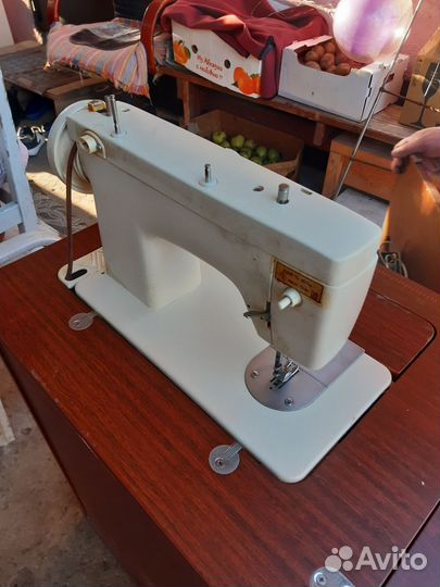 Швейная машинка