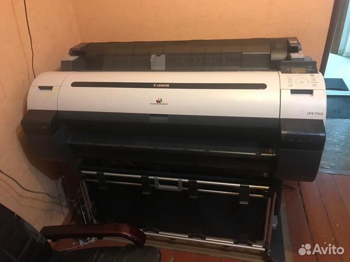 Плоттер Canon IPF 750 и принтер HP 110Plus