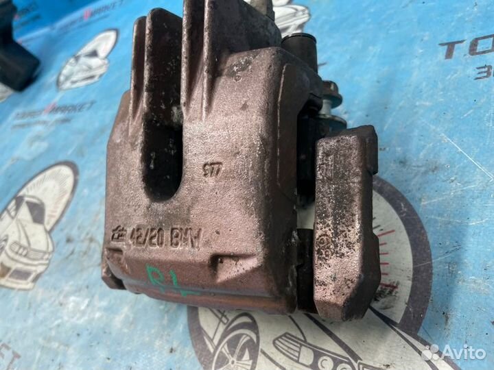 Суппорт тормозной задний левый Bmw 5-Series E60