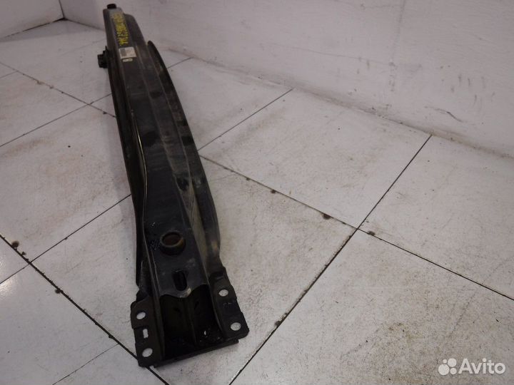 Усилитель заднего бампера