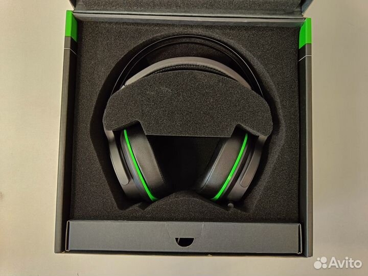 Беспроводная компьютерная гарнитура Razer Thresher