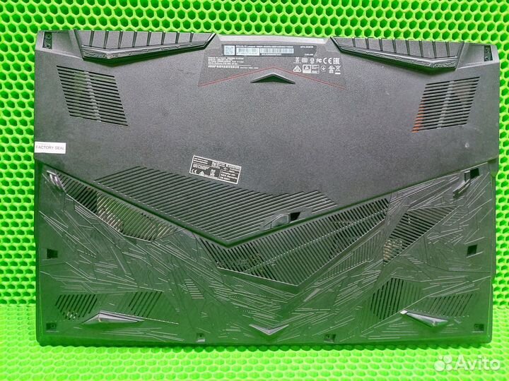 Игровой ноутбук MSI GL75 Leopard 10sdk