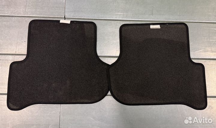 Велюровые ковры задние Skoda Yeti 5l1863011nxmv