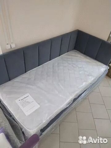 Мягкая детская кровать Велюр