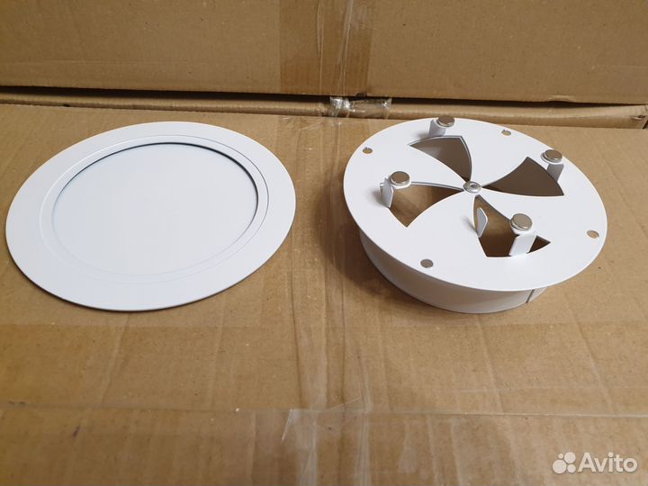 Вентиляционная решетка на магнитах