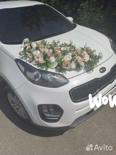 Свадебное украшение на машину