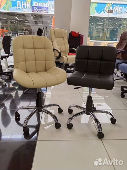 Офисные кресла