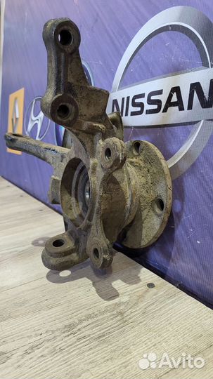 Кулак поворотный Цапфа Ступица в сборе Nissan alme