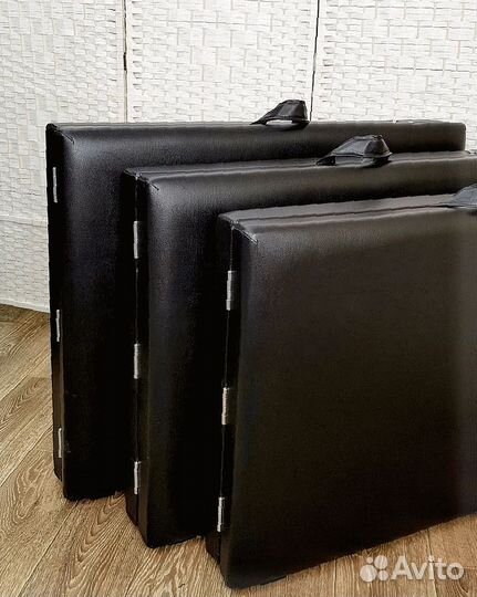 Массажный стол