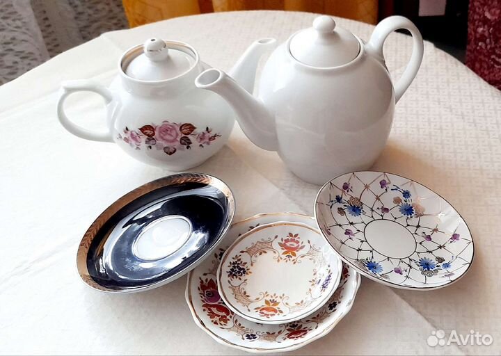 Чайники тарелки